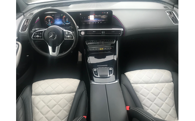 Mercedes-Benz EQC 400/AMG styling/4MATIC/HeadUP/NAVI/PANO/Full !!! - автомобили, коли, обяви за нови и употребявани 8