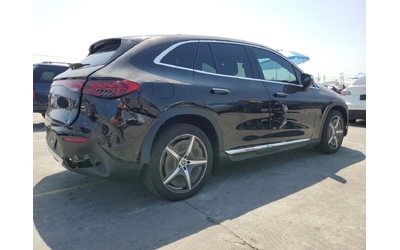 mercedes-benz-eqe - 2