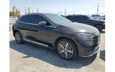 mercedes-benz-eqe - 3