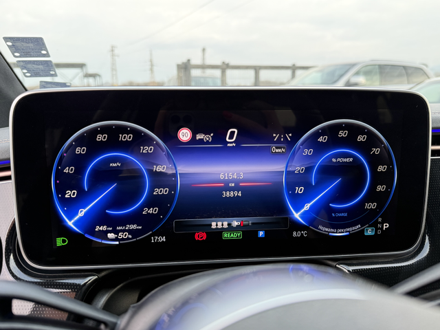 Mercedes-Benz EQE 300* 2023г.* Нова* ГАРАНЦИЯ* 31.000КМ* - автомобили, коли, обяви за нови и употребявани 13