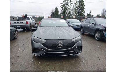 mercedes-benz-eqe - 1