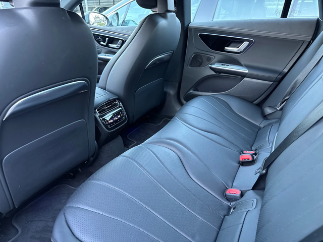 Mercedes-Benz EQE 300 /LED - автомобили, коли, обяви за нови и употребявани 9