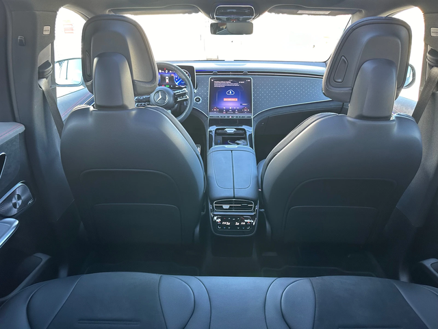 Mercedes-Benz EQE 350+ SUF - автомобили, коли, обяви за нови и употребявани 15