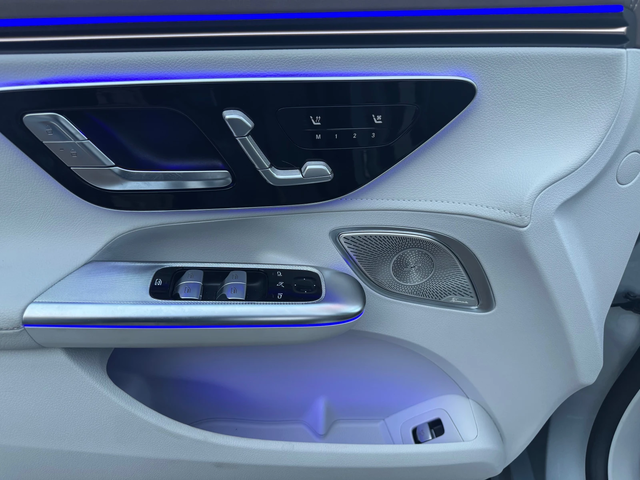 Mercedes-Benz EQE 100kw/до 580км - автомобили, коли, обяви за нови и употребявани 6