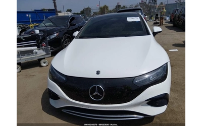 mercedes-benz-eqe - 2