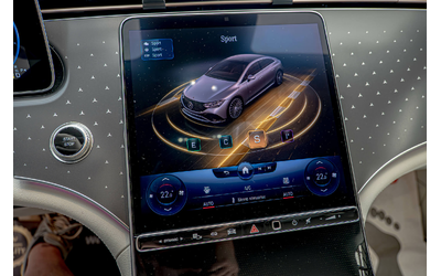 Mercedes-Benz EQE 600KM RANGE/350/Memory Packet/Ambient/Камера - автомобили, коли, обяви за нови и употребявани 13