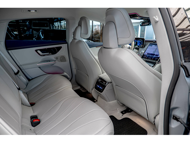 Mercedes-Benz EQE 600KM RANGE/350/Memory Packet/Ambient/Камера - автомобили, коли, обяви за нови и употребявани 8