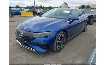 mercedes-benz-eqe - 2