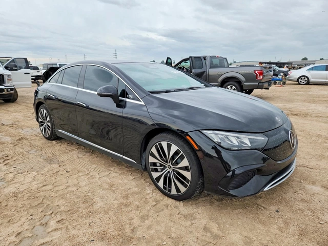 Mercedes-Benz EQE Sedan 350+ - автомобили, коли, обяви за нови и употребявани 3