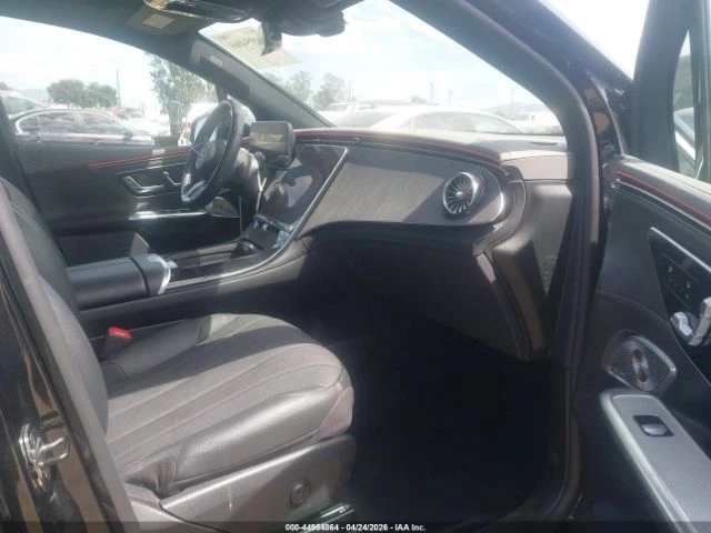 Mercedes-Benz EQE 350+ - автомобили, коли, обяви за нови и употребявани 4