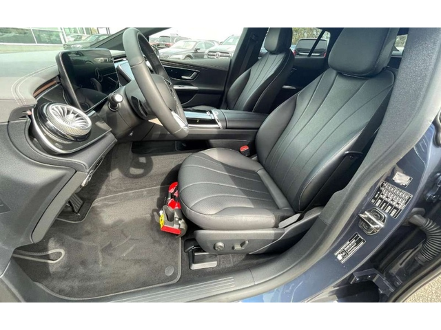 Mercedes-Benz EQE EQE 300 AMG Line - автомобили, коли, обяви за нови и употребявани 5