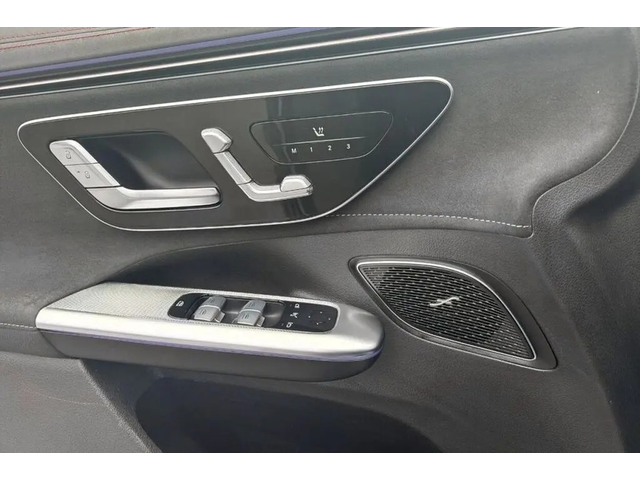 Mercedes-Benz EQE EQE 350 4Matic AMG Line - автомобили, коли, обяви за нови и употребявани 5
