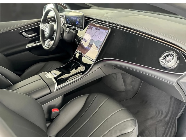 Mercedes-Benz EQE EQE 350 4MATIC AMG-Line - автомобили, коли, обяви за нови и употребявани 4