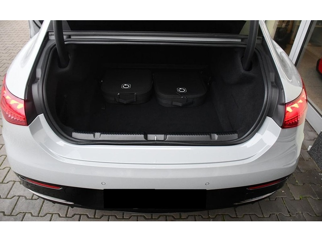 Mercedes-Benz EQE EQE 350 AMG-Line - автомобили, коли, обяви за нови и употребявани 3