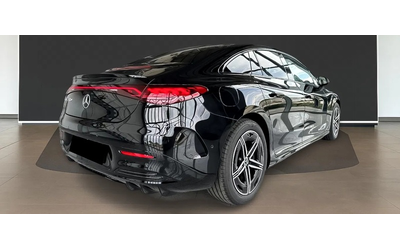 mercedes-benz-eqe-eqe-350-amg-line - 4