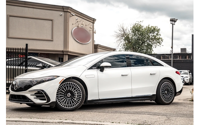 mercedes-benz-eqs - 0