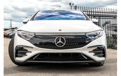 mercedes-benz-eqs - 1