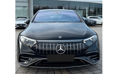 mercedes-benz-eqs - 2