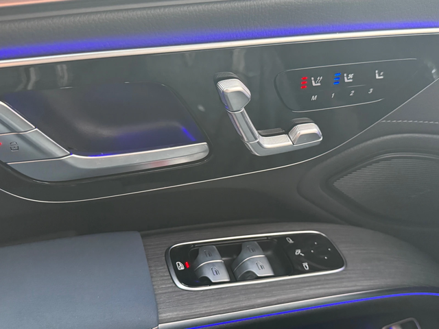 Mercedes-Benz EQS 450 /Panorama/360/Kamera/Ambiente - автомобили, коли, обяви за нови и употребявани 13
