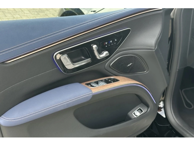 Mercedes-Benz EQS 4MATIC/HYPERSCREEN/MASSAGE/NAPPA - автомобили, коли, обяви за нови и употребявани 6