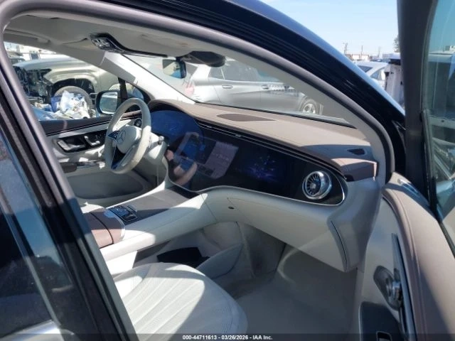 Mercedes-Benz EQS 580 SUV 4MATIC - автомобили, коли, обяви за нови и употребявани 4