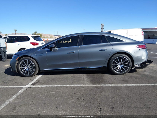 Mercedes-Benz EQS 580 ELECTRIC All Wheel Drive - автомобили, коли, обяви за нови и употребявани 13