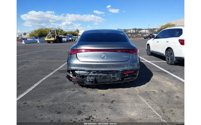 mercedes-benz-eqs-580-electric-all-wheel-drive - 5