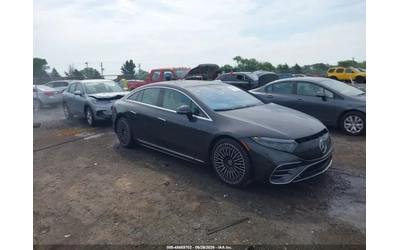 mercedes-benz-eqs - 0