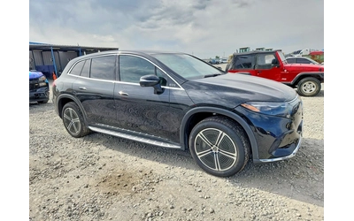 mercedes-benz-eqs - 2