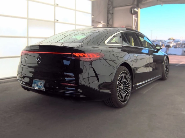 Mercedes-Benz EQS - автомобили, коли, обяви за нови и употребявани 4