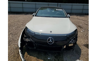 mercedes-benz-eqs - 1