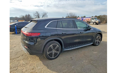 mercedes-benz-eqs-all-wheel-drive - 2