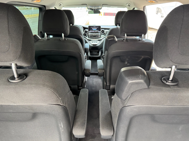 Mercedes-Benz EQV 300 Long - автомобили, коли, обяви за нови и употребявани 10