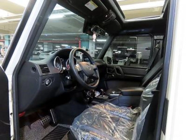 Mercedes-Benz G 350 DIESEL* AMG LINE* PANO* LANE ASS* - автомобили, коли, обяви за нови и употребявани 11