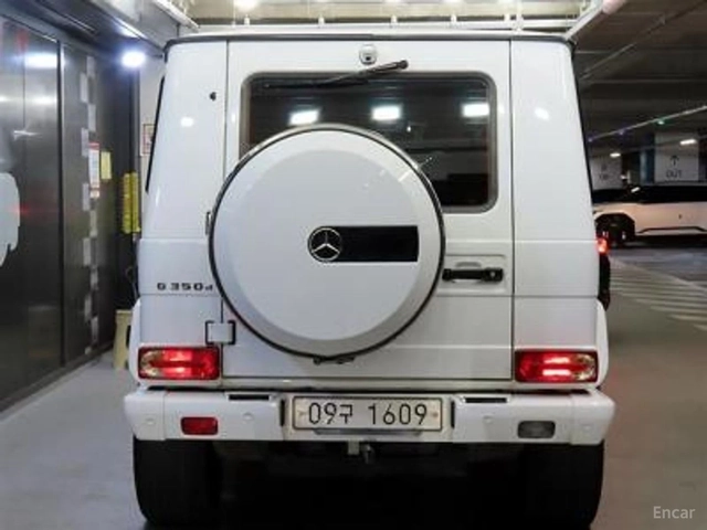 Mercedes-Benz G 350 DIESEL* AMG LINE* PANO* LANE ASS* - автомобили, коли, обяви за нови и употребявани 3