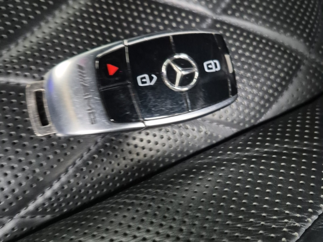 Mercedes-Benz G 4L 8cyl AWD - автомобили, коли, обяви за нови и употребявани 7
