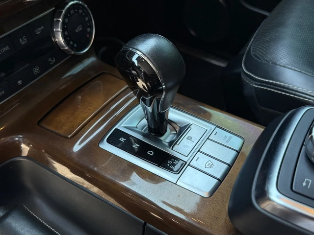 Mercedes-Benz G 500 550* 4MATIC* HARMAN/KARDON* DESIGNO* ОБДУХВАНЕ - автомобили, коли, обяви за нови и употребявани 11
