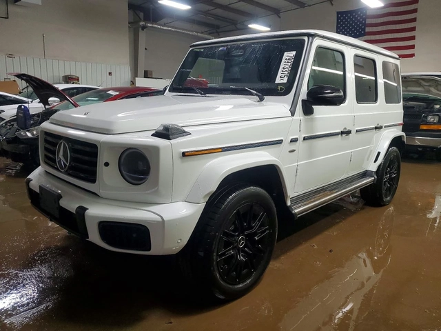 Mercedes-Benz G 580E 4М - автомобили, коли, обяви за нови и употребявани 1