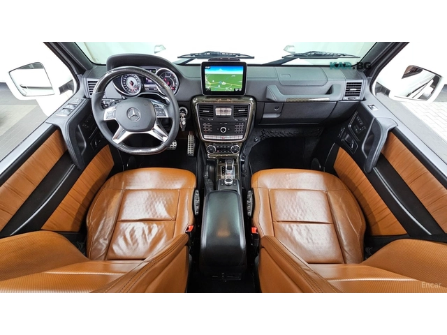 Mercedes-Benz G 63 AMG* МОНИТОРИ* КОЖА* ПАНО* НАВИ - автомобили, коли, обяви за нови и употребявани 6