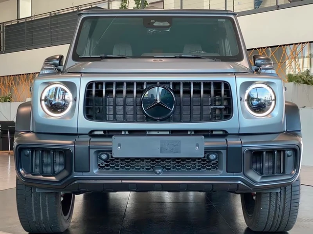 Mercedes-Benz G 63 AMG AMG - автомобили, коли, обяви за нови и употребявани 2