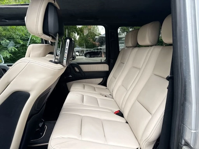 Mercedes-Benz G 63 AMG 4MATIC* DISTRONIC* МАСАЖ* МЪРТВА ТОЧ* ОБДУХ - автомобили, коли, обяви за нови и употребявани 11