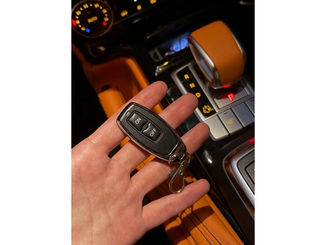Mercedes-Benz G G63 AMG - автомобили, коли, обяви за нови и употребявани 9
