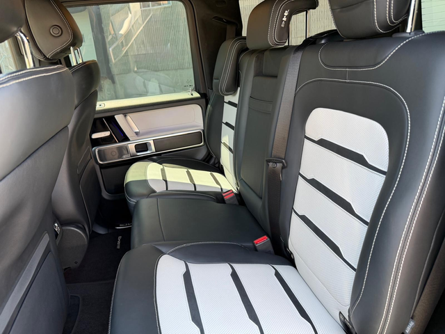 Mercedes-Benz G-CLASS 4.0L 8cyl AWD - автомобили, коли, обяви за нови и употребявани 15