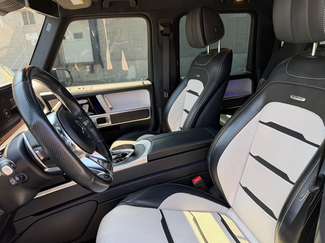 Mercedes-Benz G-CLASS 4.0L 8cyl AWD - автомобили, коли, обяви за нови и употребявани 4