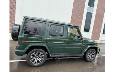 mercedes-benz-g-class-4-0l-8cyl-awd - 2