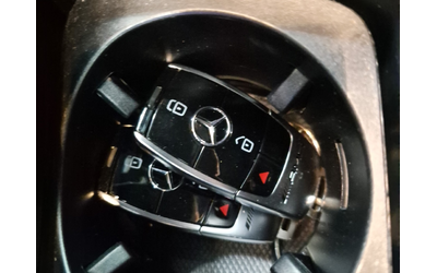 Mercedes-Benz G-CLASS 4L 8cyl AWD - автомобили, коли, обяви за нови и употребявани 7