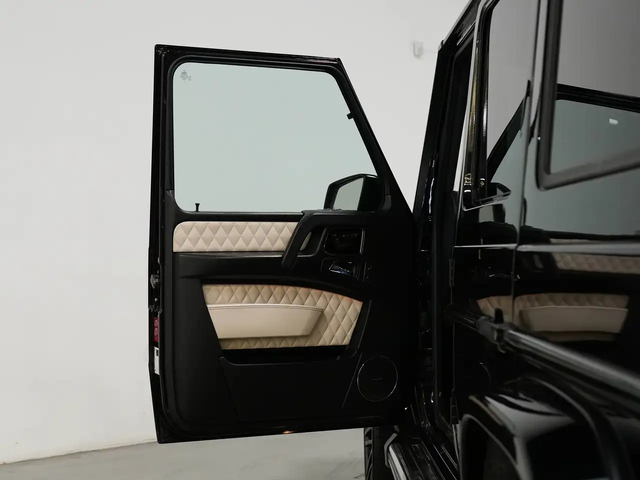 Mercedes-Benz G-Class 63 | AMG | SUNROOF | BRABUS RIMS | 22 IN All Wheel Drive - автомобили, коли, обяви за нови и употребявани 9