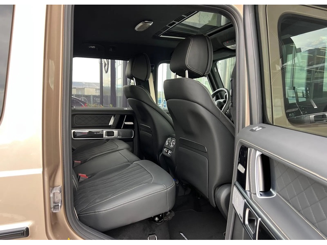 Mercedes-Benz G63 G63 AMG V8  - автомобили, коли, обяви за нови и употребявани 6