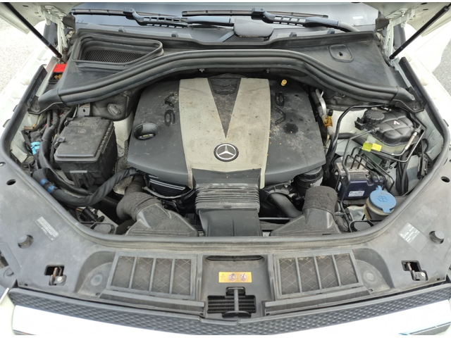 Mercedes-Benz GL 350 BLUETEC - автомобили, коли, обяви за нови и употребявани 12