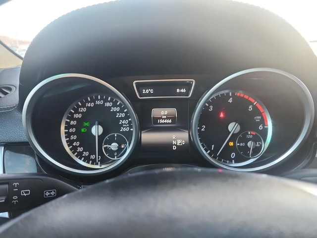 Mercedes-Benz GL 350 d* 4MATIC* AMG-pack* Distr* H/К* 360* Подгрев* Пан - автомобили, коли, обяви за нови и употребявани 6